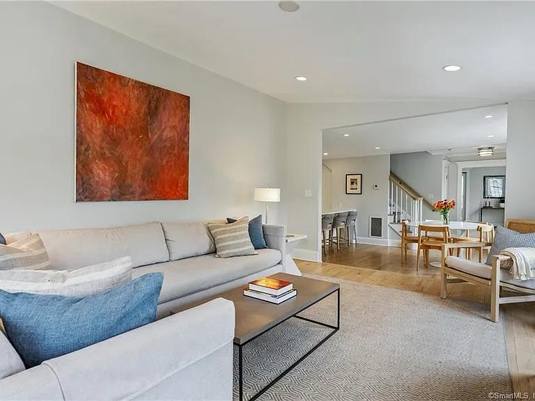 Enjoy your spotless clean home in Connecticut
